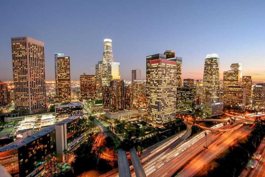 Los Angeles: Private Full-Day Tour by SUV - Beverly Hills and the famous Rodeo Drive address