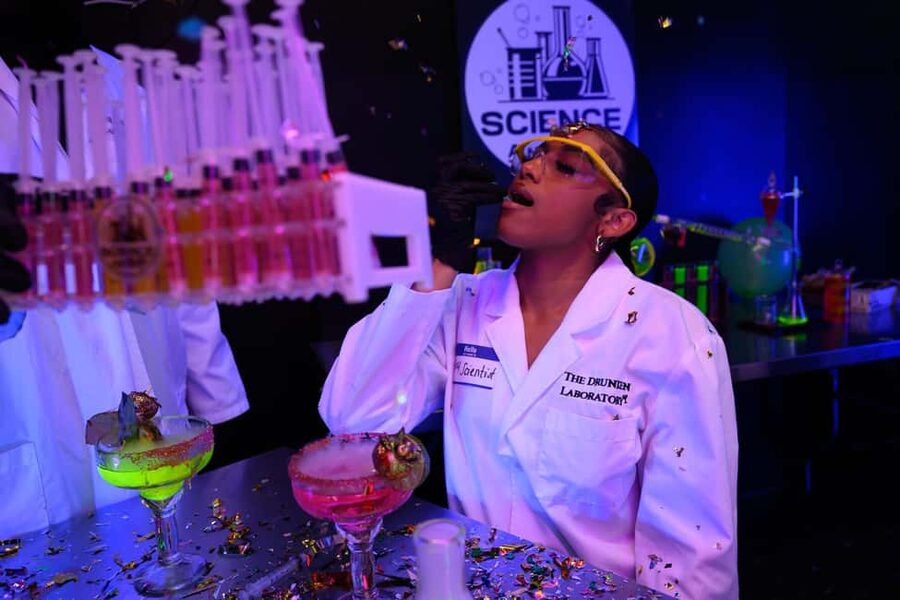 Los Angeles: Science and Sip™ The Drunken Laboratory - Who should book this unusual science party