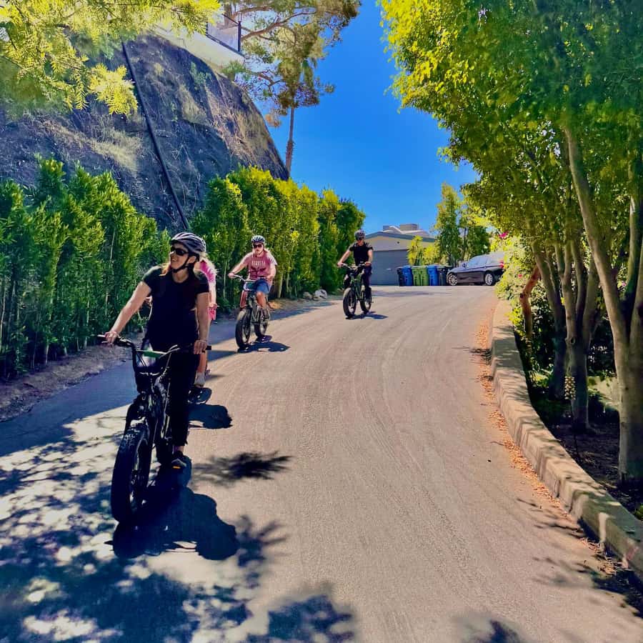Los Angeles: Scott E-Bike Tours to the Hollywood Sign & More - The Hollywood Sign route and its best moments