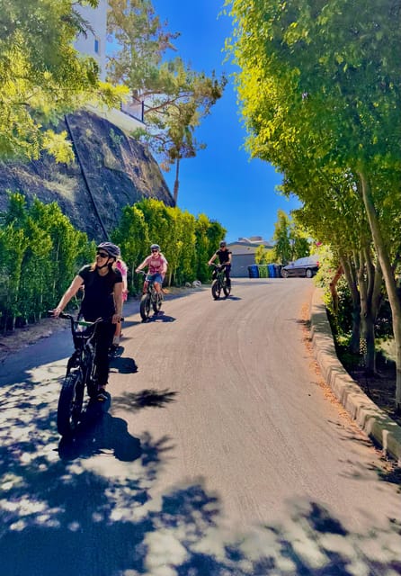 Los Angeles: Scott E-Bike Tours to the Hollywood Sign & More - Scott as guide, storyteller, and photographer