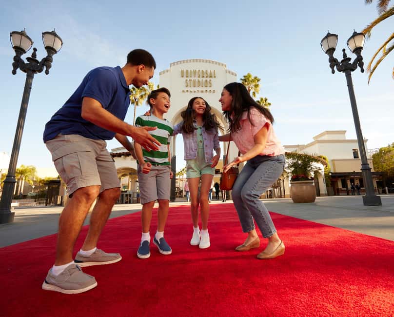 Los Angeles: Universal Studios Hollywood & Bus Tour Package - Two days that split Hollywood neatly