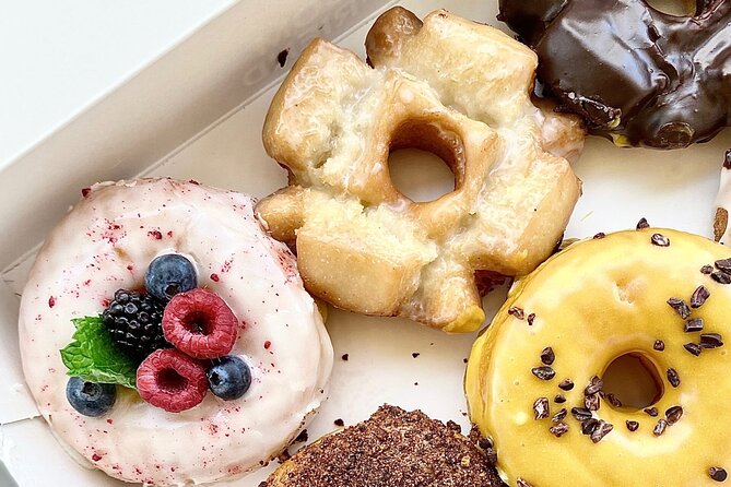 Los Angeles Walking Food Tour with Six Taste - The Bradbury Building and a quick look inside