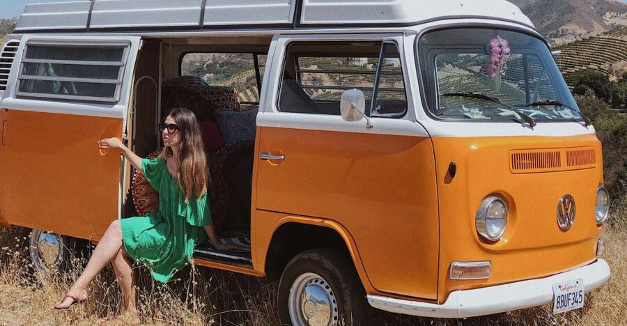Malibu: Vintage VW Sightseeing Tour and Wine Tasting - Malibu Pier and Surfrider Beach