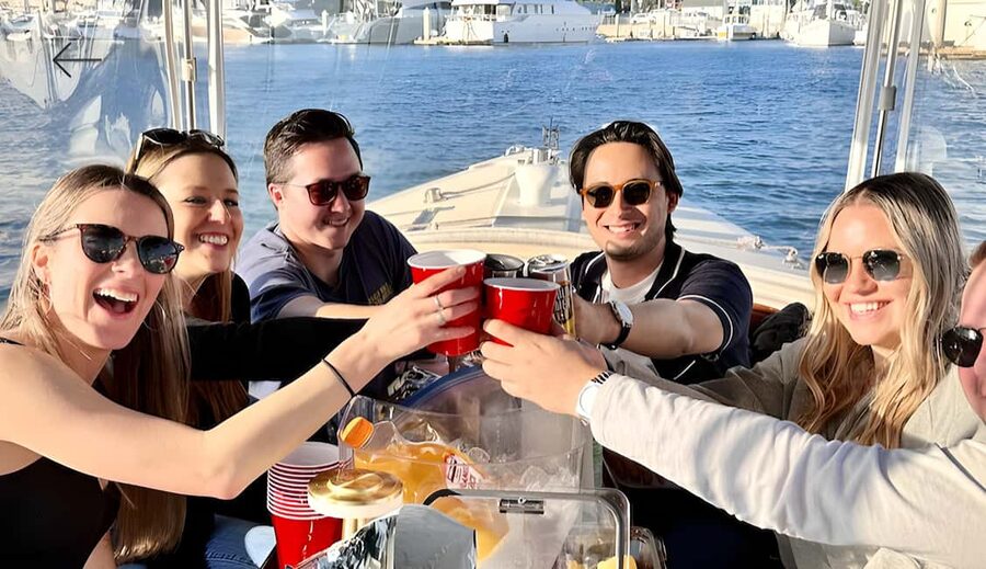 Marina Del Rey: A Romantic Boat Cruise with Sushi & Wine - Sea lions and wildlife near the harbor