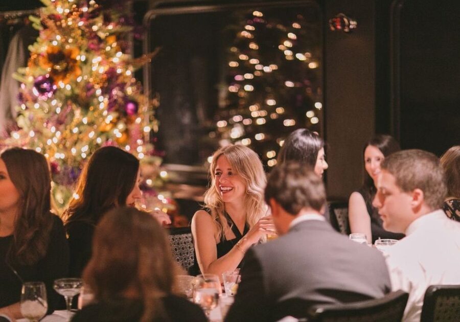 Marina Del Rey: Christmas Eve Buffet Brunch or Dinner Cruise - A Christmas Eve meal that keeps moving