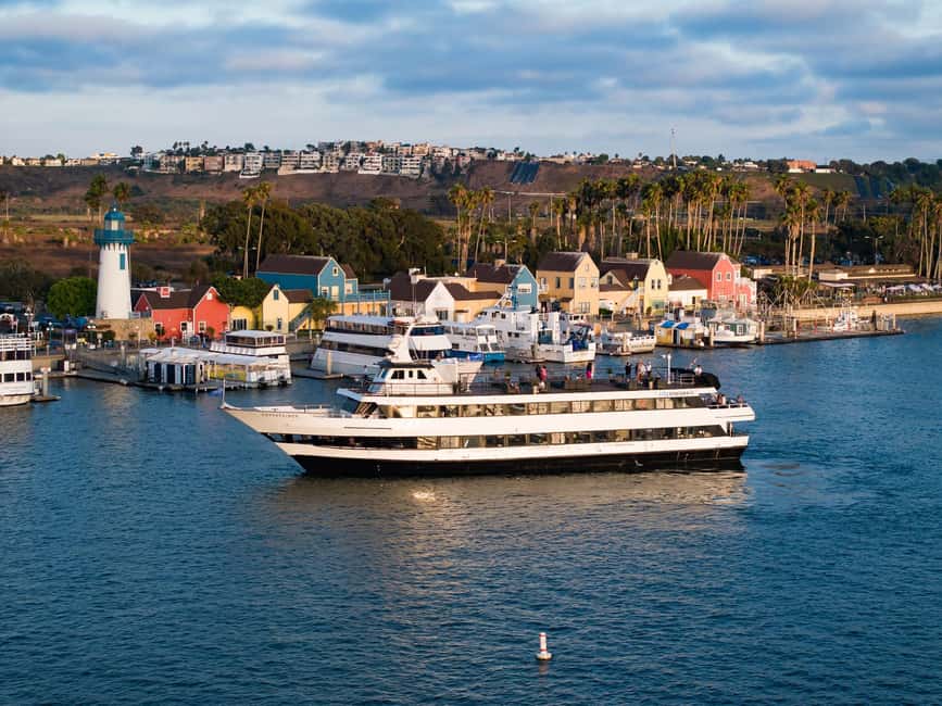 Marina del Rey: City Cruises Champagne Brunch Cruise - Boarding at Fisherman’s Village Marina