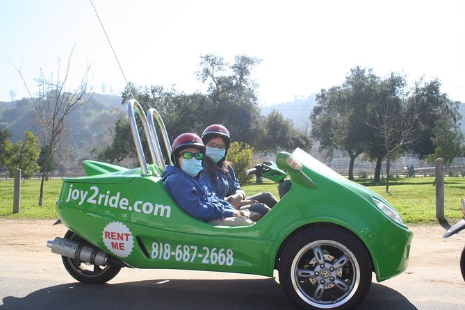 Mini-Car Sunrise Tour in Hollywood with Breakfast - The Autry Museum and its Hollywood story