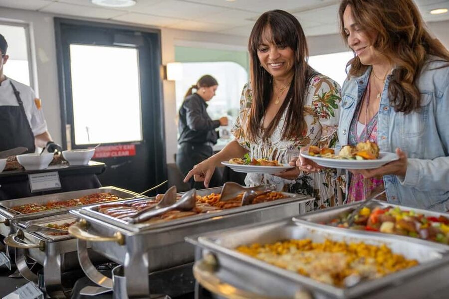 Newport Beach: City Cruises Champagne & Brunch Buffet Cruise - How much value do you get for $99?