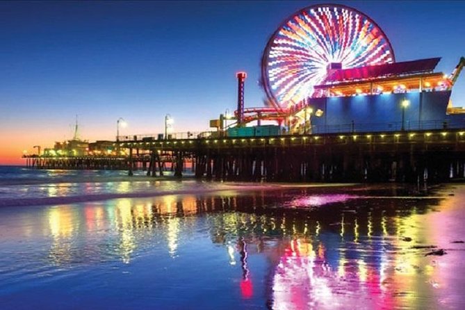 Sightseeing Tour of Los Angeles from LAX Hotels - Mel’s Diner on Sunset Plaza