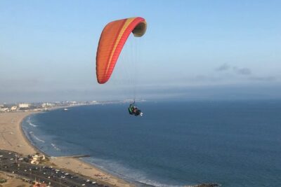 Tandem Paragliding flight with instructor in Malibu