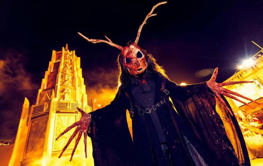 Universal Studios Hollywood: Halloween Horror Nights - Why Halloween Horror Nights feels different from a regular theme park night