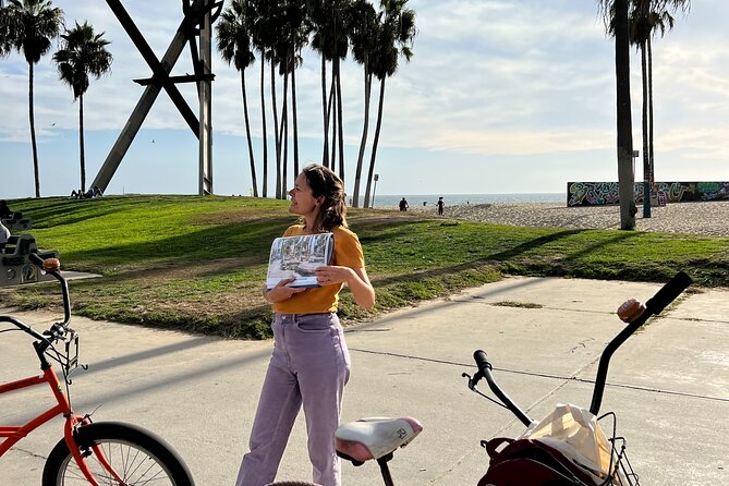 Venice and Santa Monica French Bicycle Tour - What the guide adds to the ride